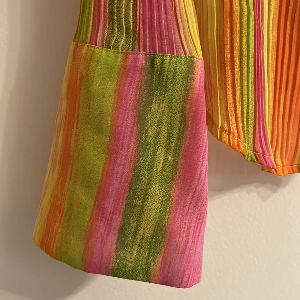 Top - Picture 3 of 5